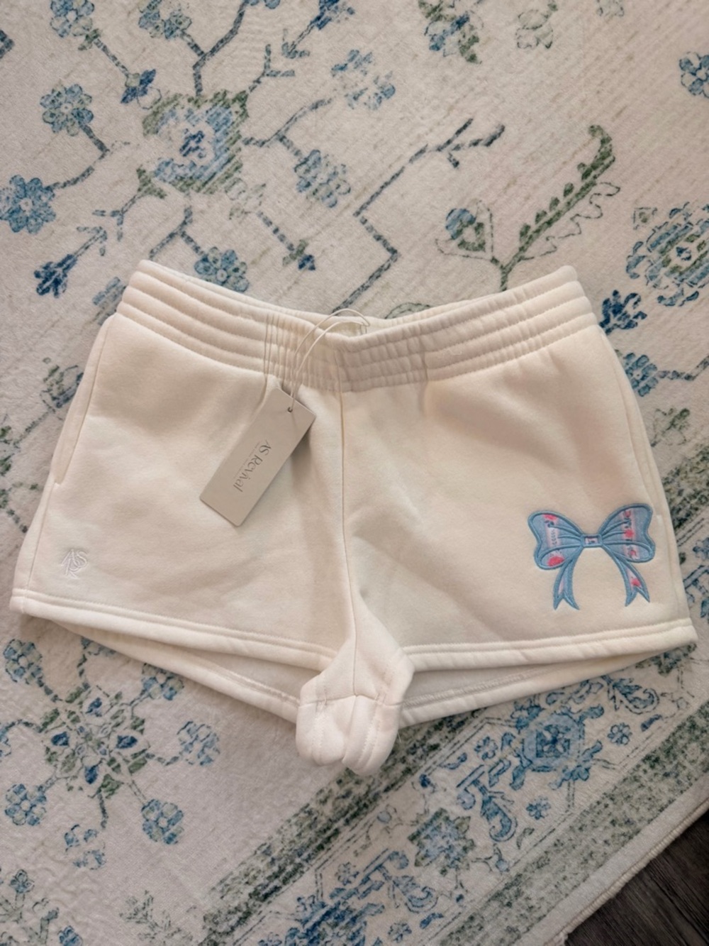 AS Revivial Cream Cozy sweat Shorts with Blue Bow Accent